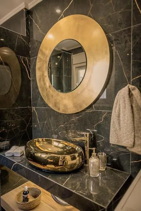 Eva'S Glamorous Apartment Thessaloniki